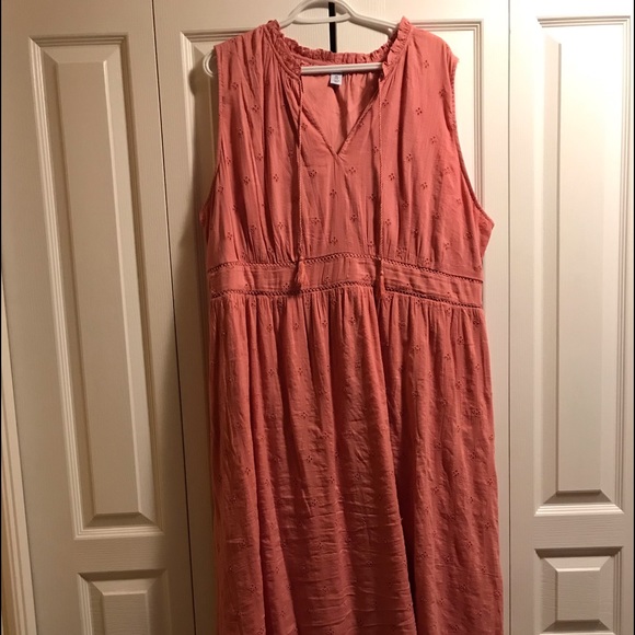 XXL Old Navy Dusty Rose Dress - Picture 4 of 7
